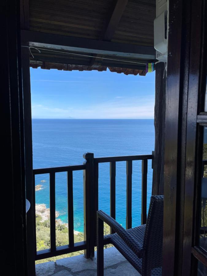 Double Studio Room By The Sea Цагарада Экстерьер фото